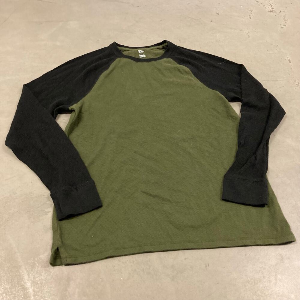 Y2K two toned urban pipeline t-shirt